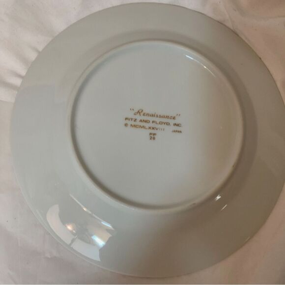 New Fitz & Floyd RENAISSANCE Black & Gold 5 1/4" Saucer replacement set of 2 - Picture 3 of 3